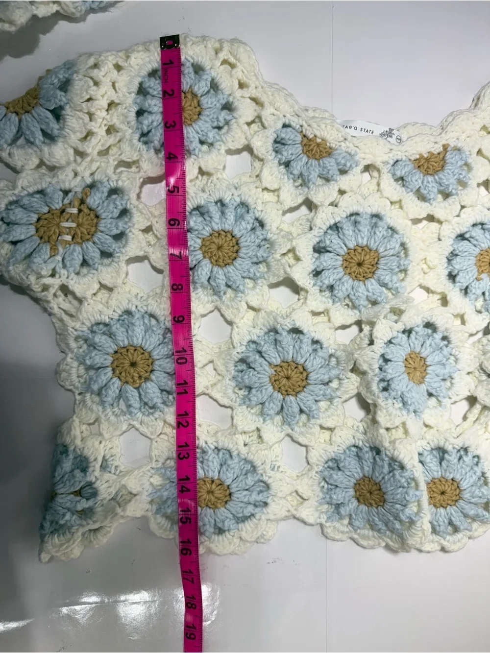 Boho chic granny square crochet 90’s Daisy Crop Sweater in Cream & Light Blue